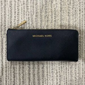 Black Michael Kors Wallet